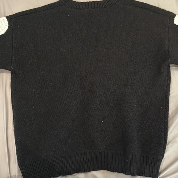 Black and white skeleton sweater - Picture 2 of 2